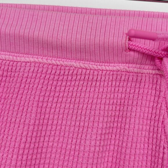 Offline by Aerie Women's Low Rise Stretch Waist Shorts Fuchsia Size XSmall - Picture 4 of 8